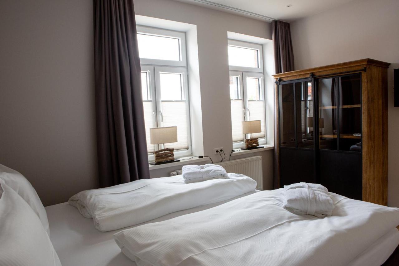 Romantik Hotel Aquarium Friedrichstadt Esterno foto