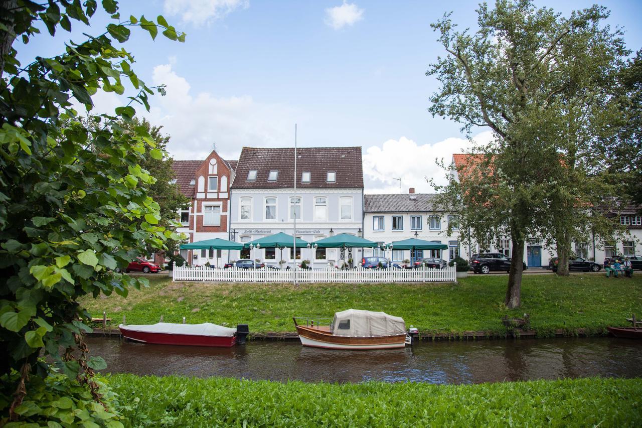 Romantik Hotel Aquarium Friedrichstadt Esterno foto